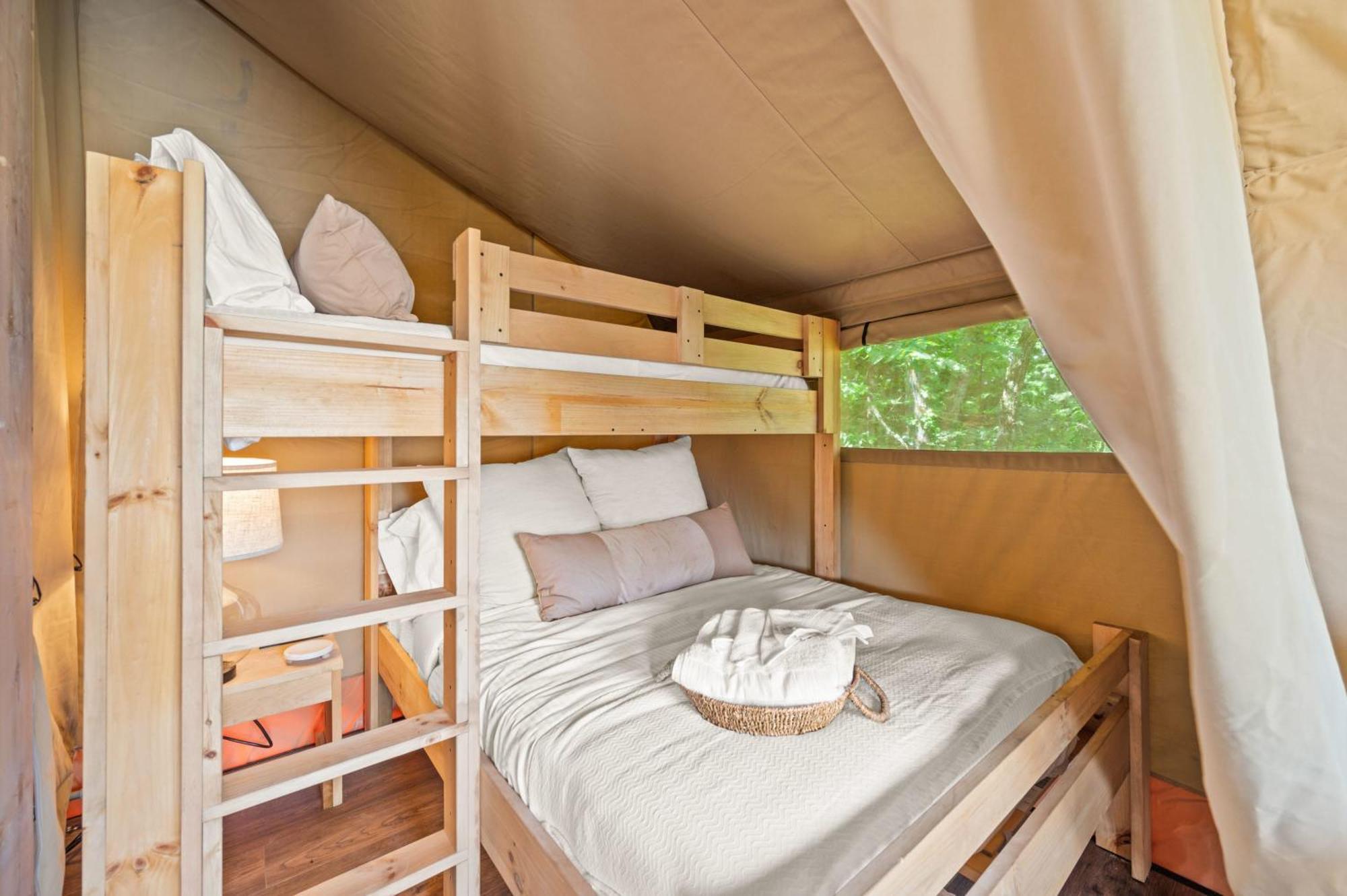 The Lodges At Eden Reserve - Safari Tents Williamstown Εξωτερικό φωτογραφία