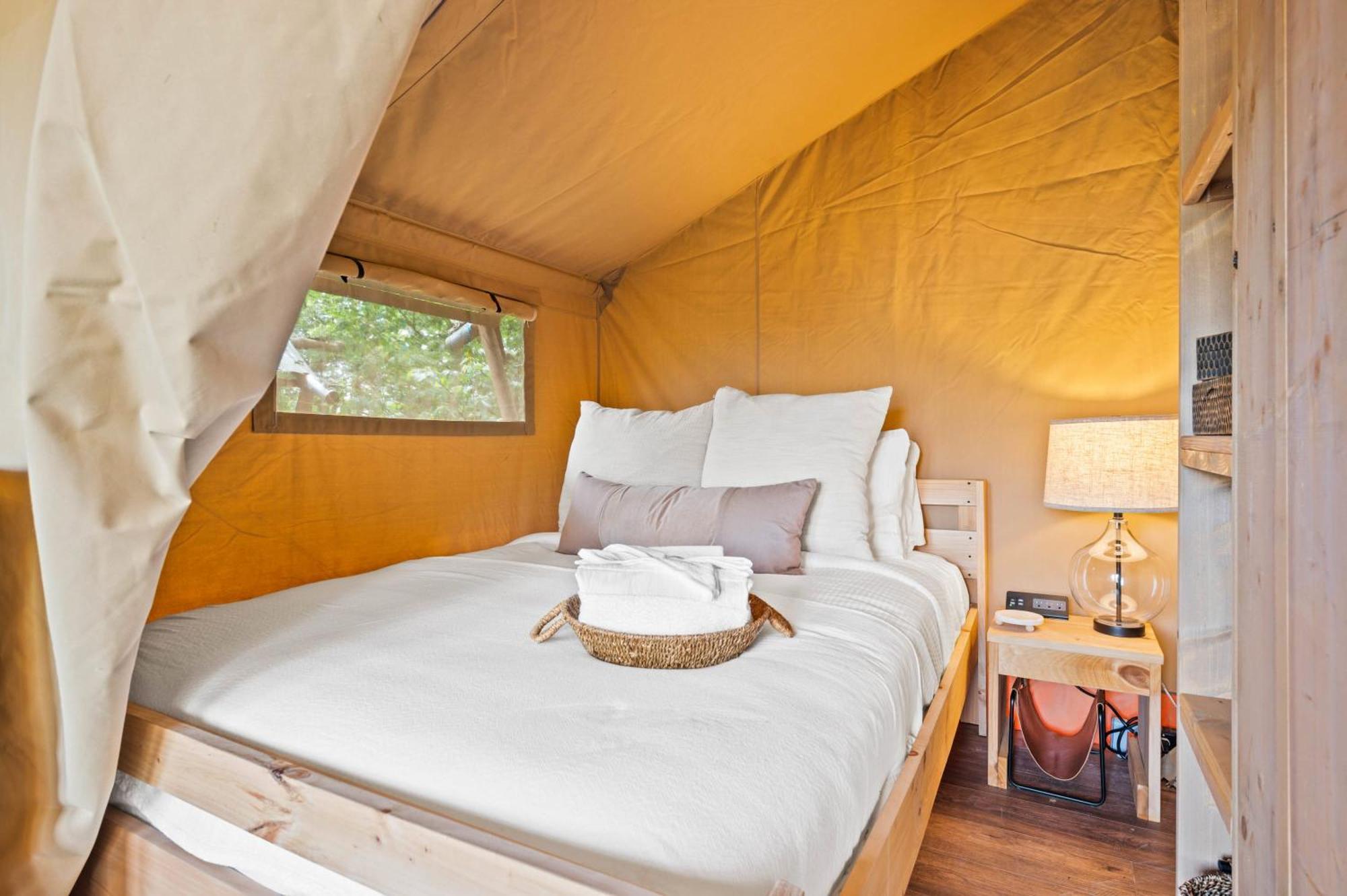 The Lodges At Eden Reserve - Safari Tents Williamstown Εξωτερικό φωτογραφία